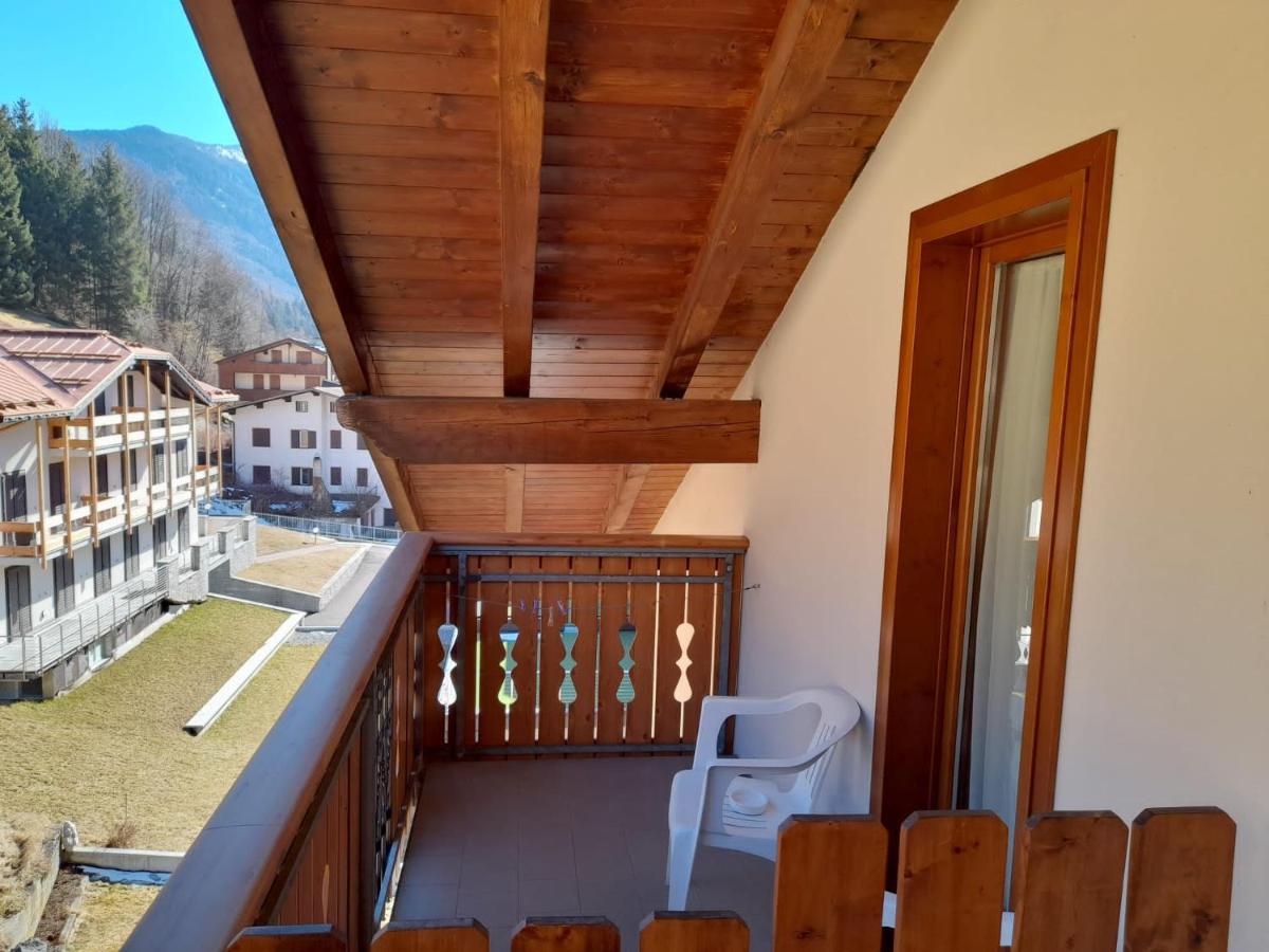 Hotel Garni B&B Maffei 平佐洛 外观 照片